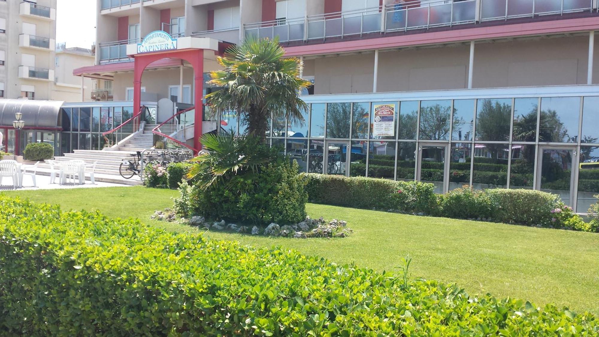 Residence Capinera ソットマリーナ エクステリア 写真