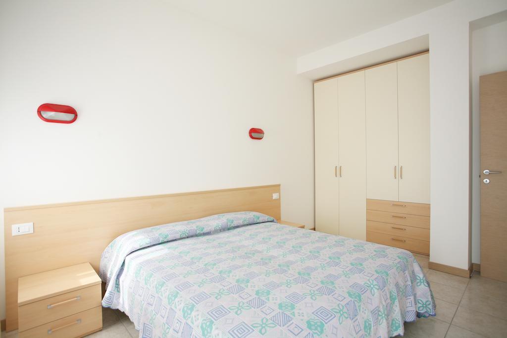 Residence Capinera ソットマリーナ エクステリア 写真